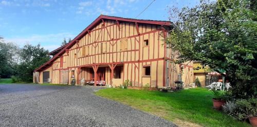 Demu House | Arie - Chez Joelle et Michel