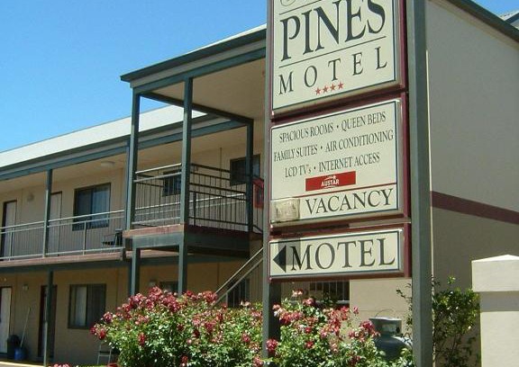 Armidale City Centre Hotel | Armidale Pines Motel