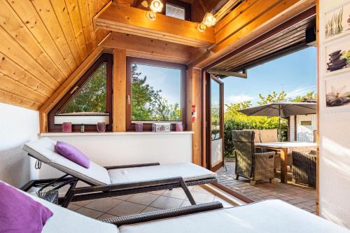 Hollern House | Arosa