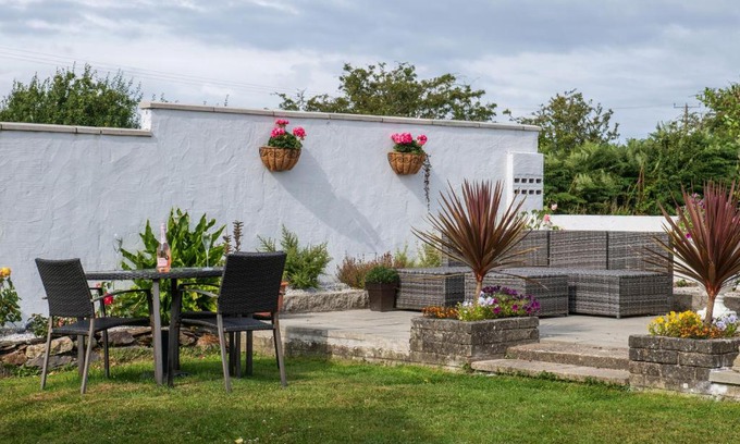 Rhydwyn House | Arosfa of Anglesey