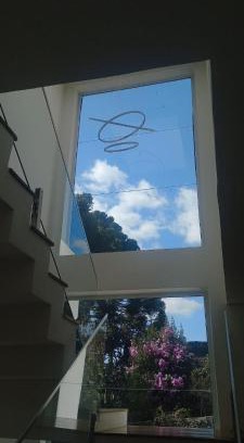 Jardim Andira House | Arquitetura Moderna com Conforto Serrano