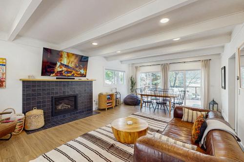 Lake Arrowhead House | Arrowhead Aura