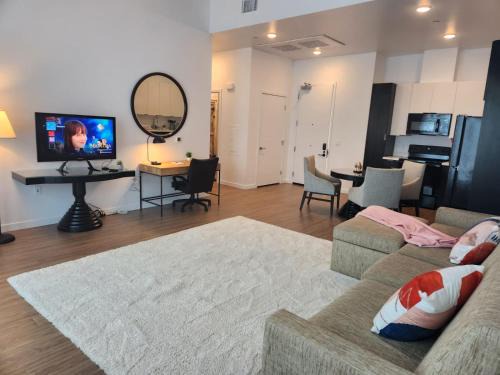 North of Montana Apartment | Art District Downtown Spacious Homes