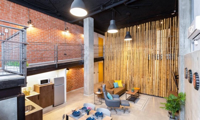 Pobles de l'Oest Apartment | Art Loft 06 'Travelling Light' in Valencia