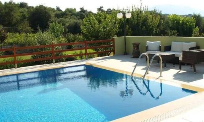 Filaki House | Artos Residence - private pool [May-October], garden, free parking