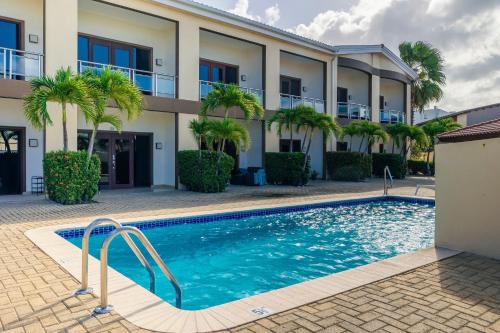 Aruba House | Aruba Breeze C4