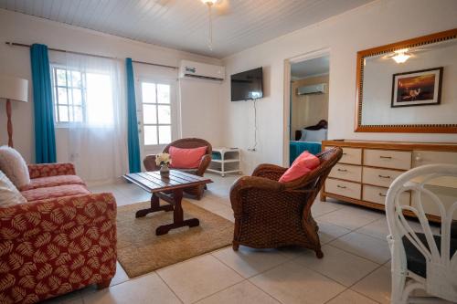 Lago Heights Apartment | Aruba Sunrise 1BR Apt Near Baby Beach San Nicolas