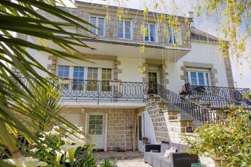 Plomeur House | ARVEIL