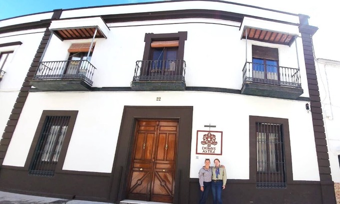 Ecija House | Astigi room in a palace house
