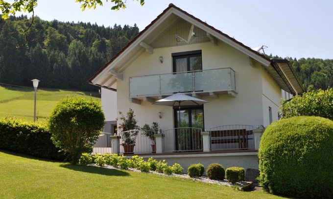 Attersee Apartment | 80 m² Apartment ∙ 2 bedrooms ∙ 4 guests