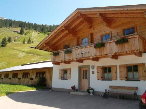 Tauer House | 120 m² House ∙ 5 bedrooms ∙ 10 guests