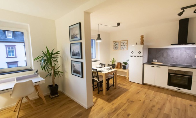 Durlach Apartment | *At home with a view of the Turmberg*