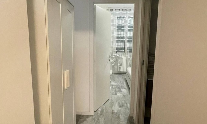 Carugate Apartment | "At Laura's House"