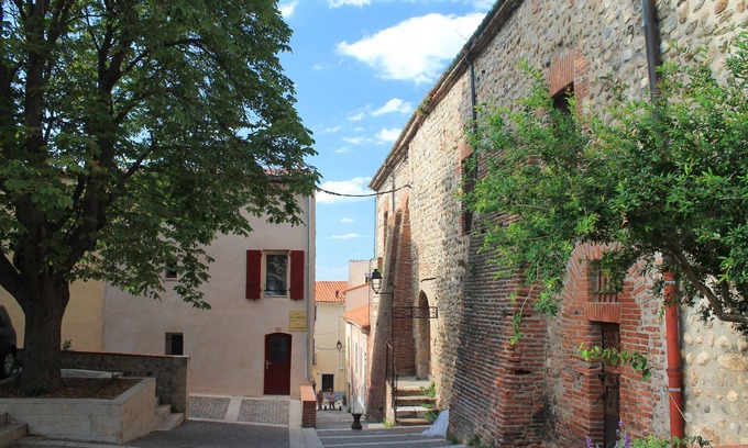 Elne House | At the foot of the cathedral, renovated village house just for you 2