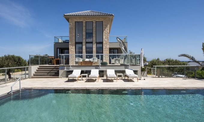 Tersanas Villa | Athena Villa Superior
