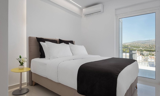 Varkiza Apartment | Athenian Riviera Penthouse Apartment