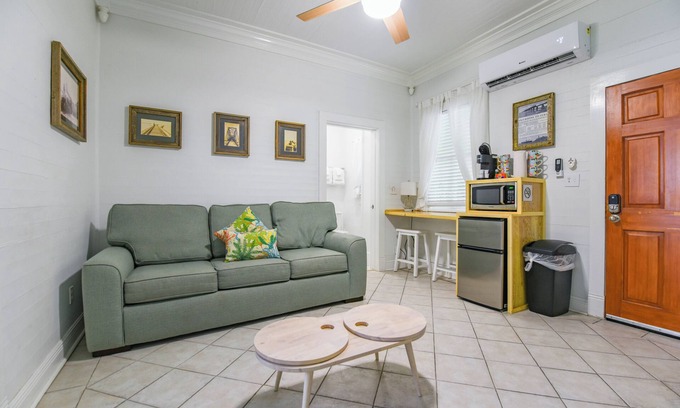 Historic Seaport Apartment | Atocha Cottage at Harbor Walk Hideaways | 2 Blocks From Duval! Shared Pool