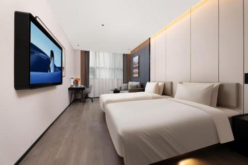 Weiyang Hotel | Atour Hotel Xi'an North Railway Station Hongqichang Subway Station