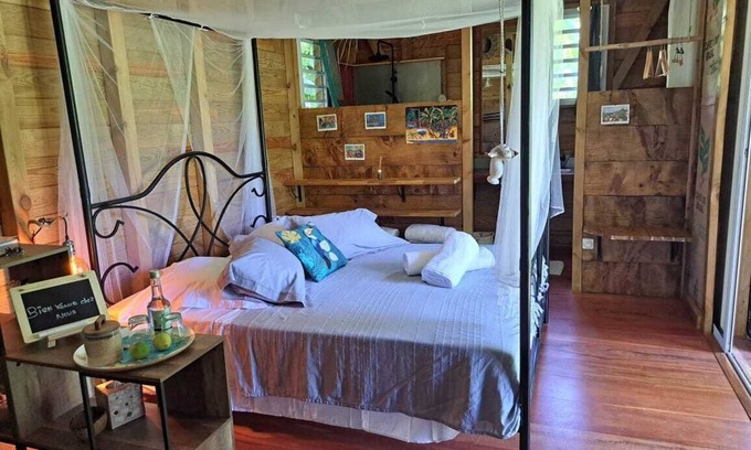 Vieux-Fort House | Attractive, modern, well-equipped bungalow in a peaceful natural setting with swimming pool