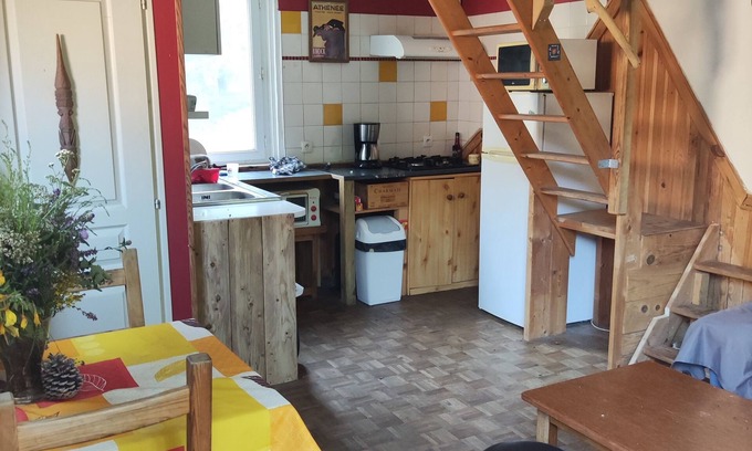 Moustey Ski Chalet | Atypical cottage in the forest with artist's studio!