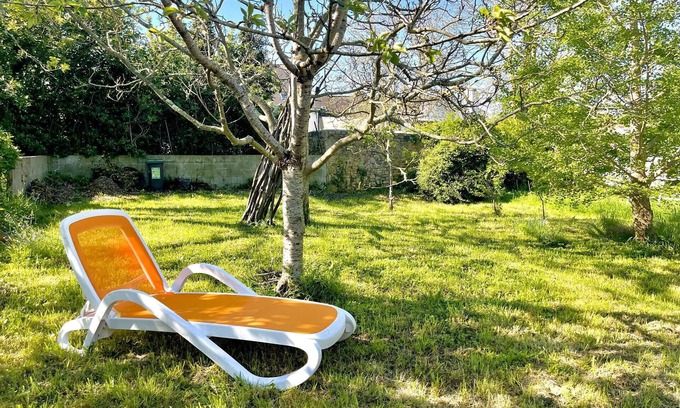 Locmiquelic House | Atypical renovated T5 house for people with reduced mobility – Centre of Locmiquélic –
