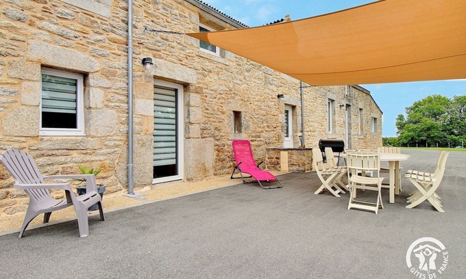 Questembert House | au Calme en Campagne, Proche de la Mer, Animaux Acceptés, Pétanque sur Place