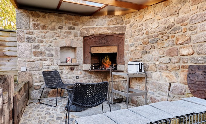 Reville House | Au coin des 3 feux by Interhome