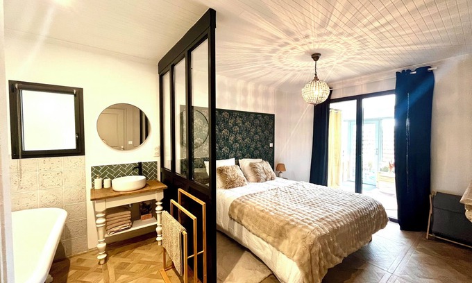 Treveneuc House | Au Ty Cocon" gîte with private Jacuzzi, beaches (950m away) and Gr34