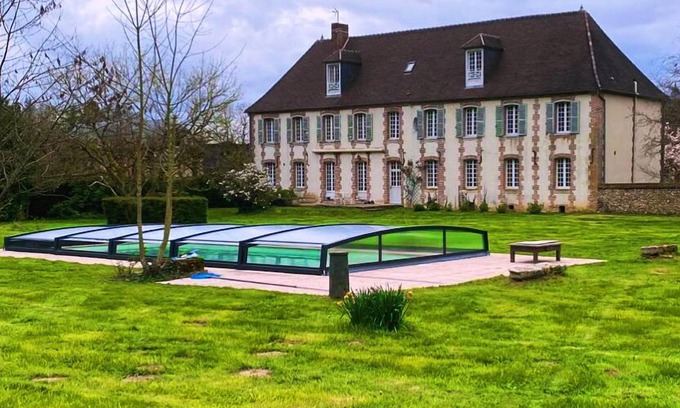 La Neuville-Garnier House | Au Vieux Châteauluxe Refait à Neuf à 1h de Paris 12 Couchages Modulables