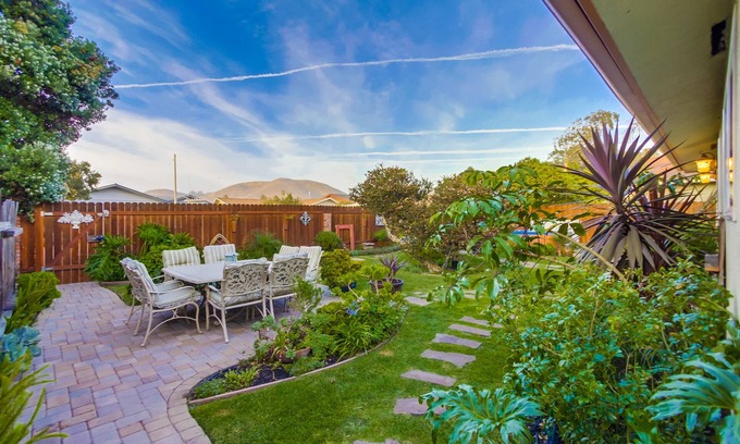 Morro Bay House | AUG 4 - 14 NOW OPEN! Gorgeous Home, Walk to Beach, Backyard Sanctuary, Dogs ok,