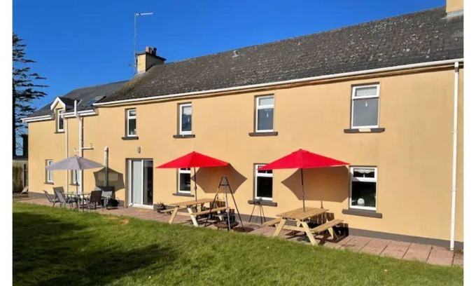 Hook Head House | Aughfad Main House Indoor sports hall & games area