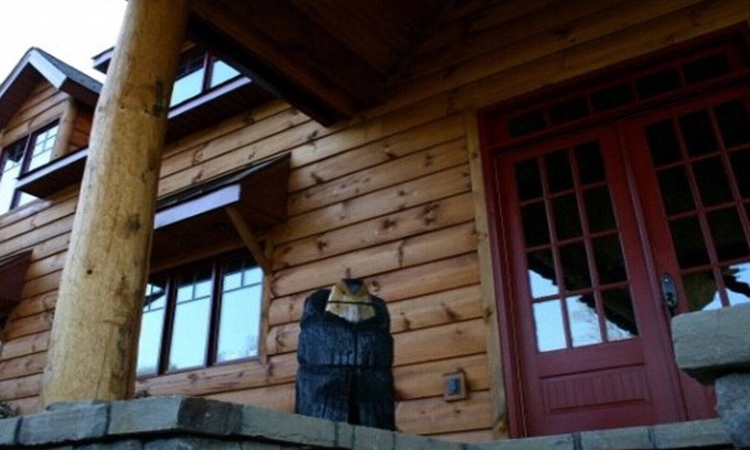 Johnson City Cabin | August dates open! Riverfront - Watauga River - Trophy Section.