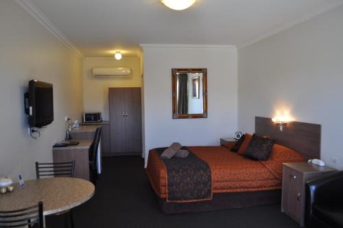 Port Augusta West Hotel | Augusta Courtyard Motel