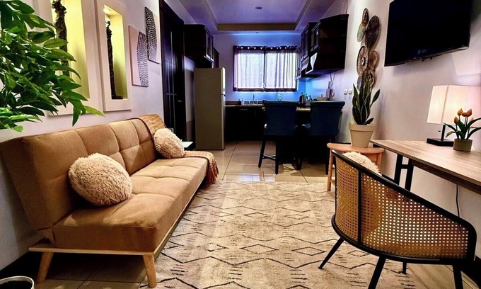 Quesada Apartment | Aura Q Apartments