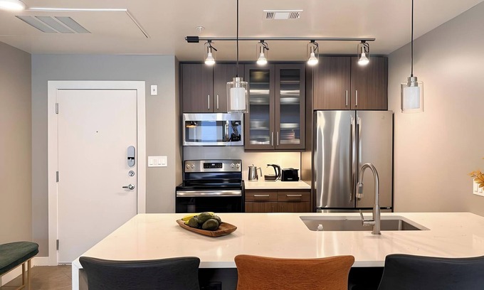 North University Apartment | Austin Downtown 1BR Comfortable Stay