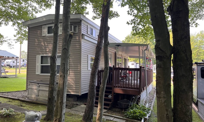 McKean RV Rental | Available in Erie, PA for the week of the Eclipse on April 8th, 2024