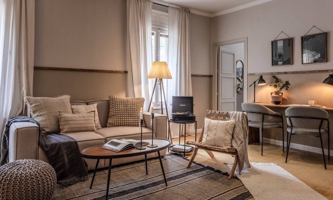 Hispanoamerica Apartment | Aversa - 2 bedrooms in Azca