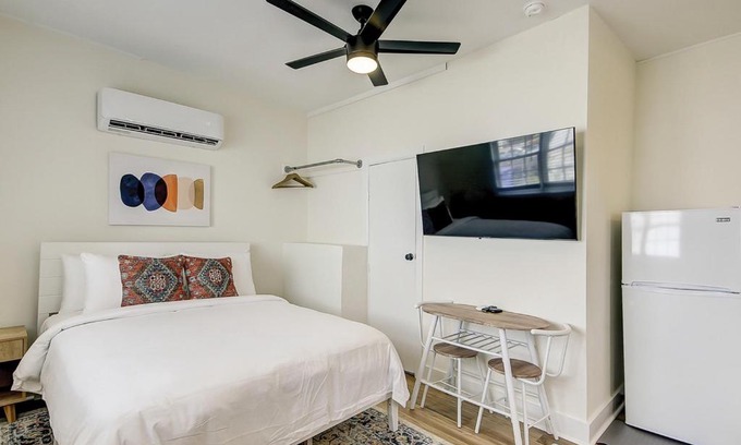 Downtown Charleston Apartment | Away Point Studio - 30-Day Rental