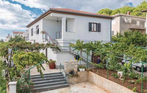 Gregovica Apartment | Awesome Apartment In Pula With Wifi