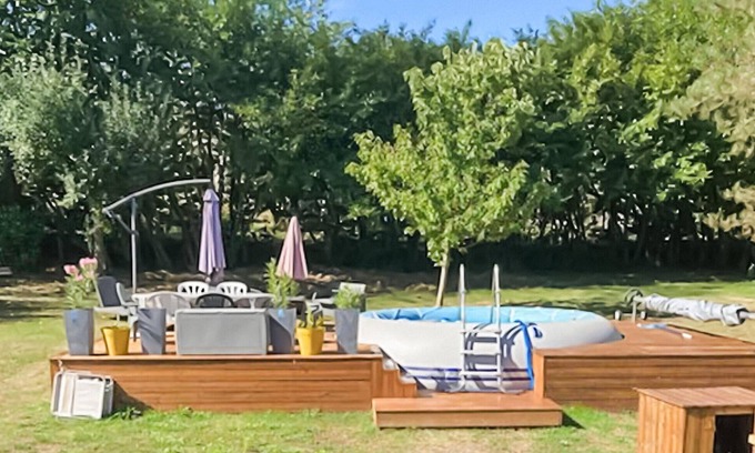 Baurech House | Awesome home in Baurech with WiFi