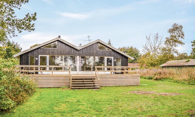 Elsegarde Strand House | Awesome home in Ebeltoft with sauna