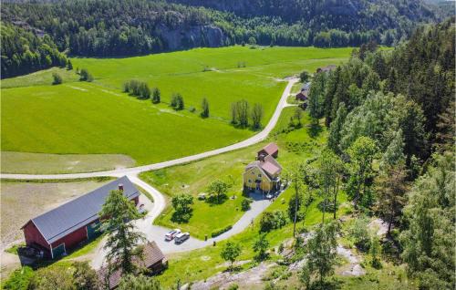 Fjallbacka House | Awesome Home In Fjällbacka With Wifi