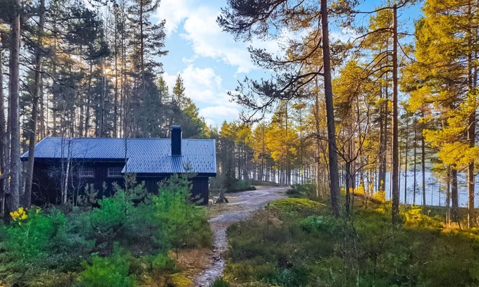 Hauggrend House | Awesome home in Fyresdal with kitchen