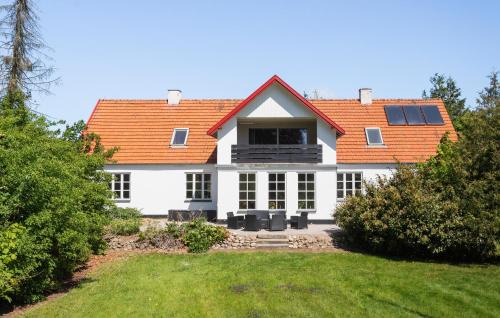 Haslev House | Awesome Home In Haslev With Kitchen