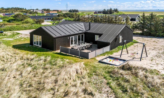 Klegod Strand House | Awesome home in Ringkøbing with sauna