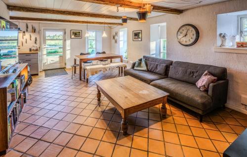 Ry House | Awesome Home In Ry With Kitchen