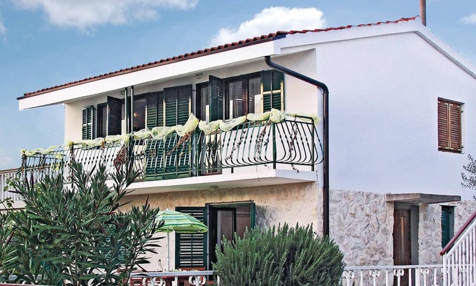 Jadrija House | Awesome home in Sibenik with WiFi