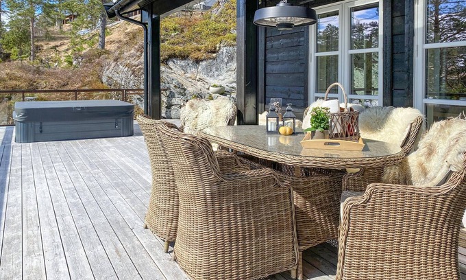 Stryn House | Awesome home in Stryn