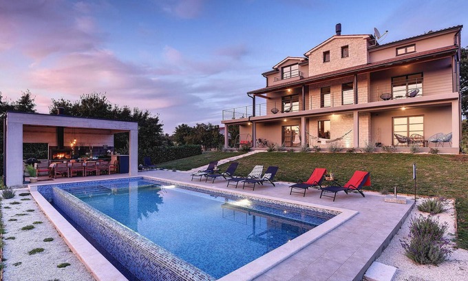 Smoljanci House | Awesome home in Svetvincenat