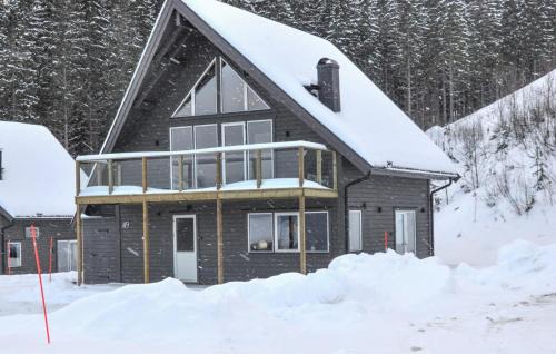 Syssleback House | Awesome Home In Sysslebäck With Sauna